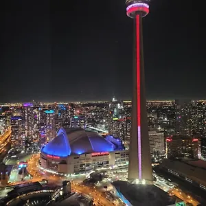  Apartment Two Bd Cn Tower And Ontario View Kanada